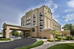 Отель Holiday Inn Hotel & Suites Ann Arbor University of Michigan Area, an IHG Hotel  Энн Арбор